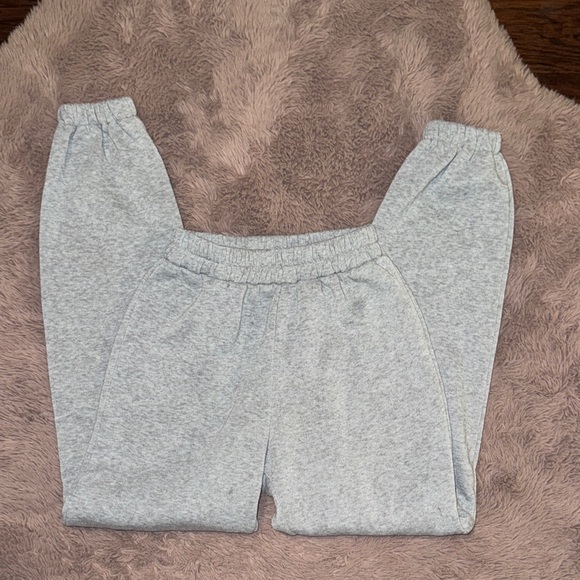 SHEIN Pants - SHEIN Light Gray Joggers girls women’s XXS petite sweatpants casual athleisure